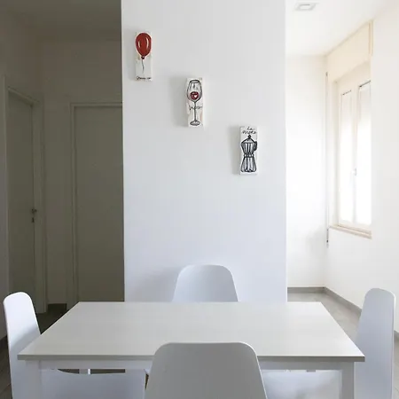 Minisuite Zefiro-intero Ad Uso Esclusivo By Petrucci * Фолиньо